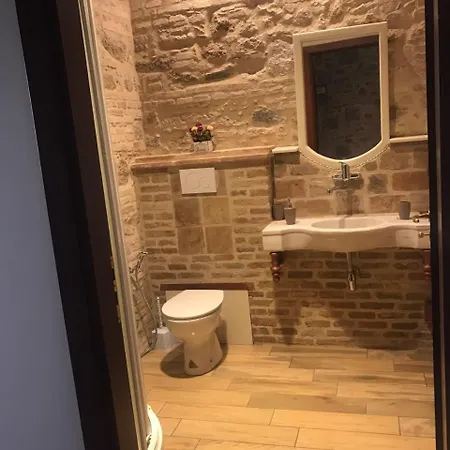 Oda ve Kahvaltı San Domenico House 